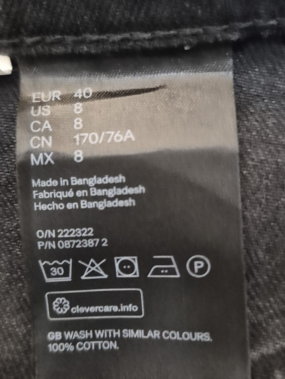 H&M Black Denim Skirt - Classic Straight Fit - Picture 4 of 6